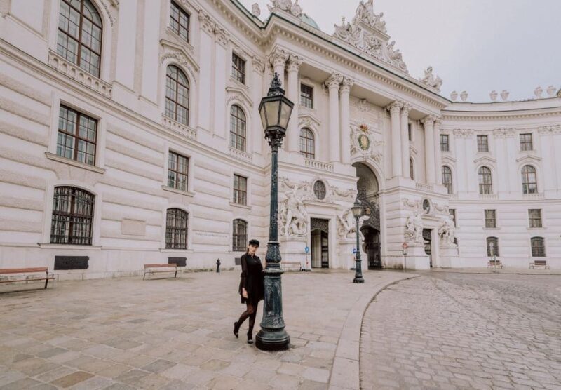 Vienna: Private Street Style Photoshoot in City Center - The Sum Up