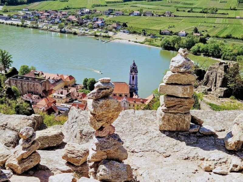 Vienna: Private Wachau tour to Dürnstein and Melk - Key Points