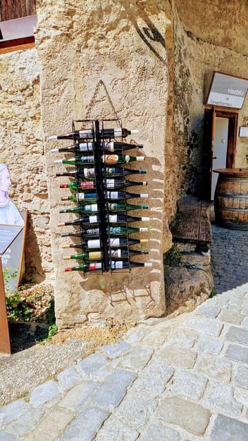 Vienna: Private Wachau tour to Dürnstein and Melk - Relaxing Return Journey
