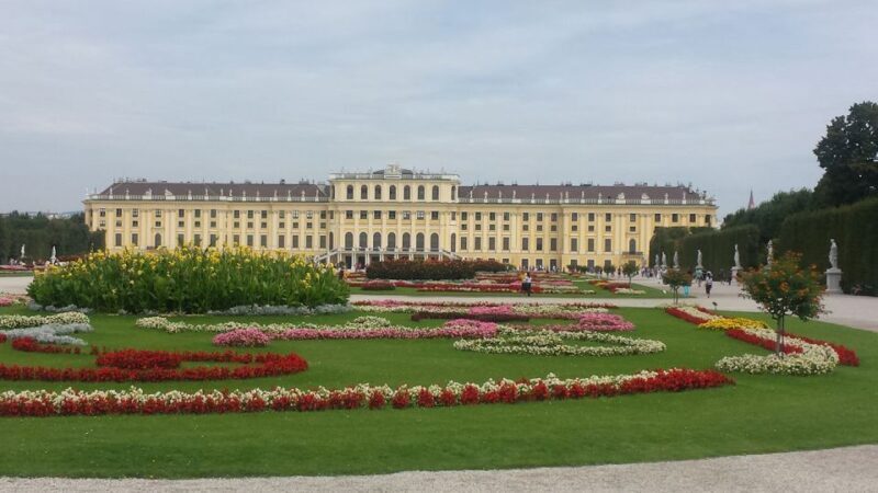 Vienna: Schönbrunn Palace and City Center Guided Tour - The Tour Experience: An In-Depth Look