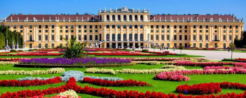 Vienna: Schönbrunn Palace and its enchanting gardens - guided tour - The Experience: What to Expect from the Tour