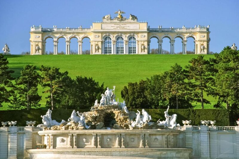 Vienna: Schönbrunn Palace and its enchanting gardens - guided tour - Practical Tips for the Tour