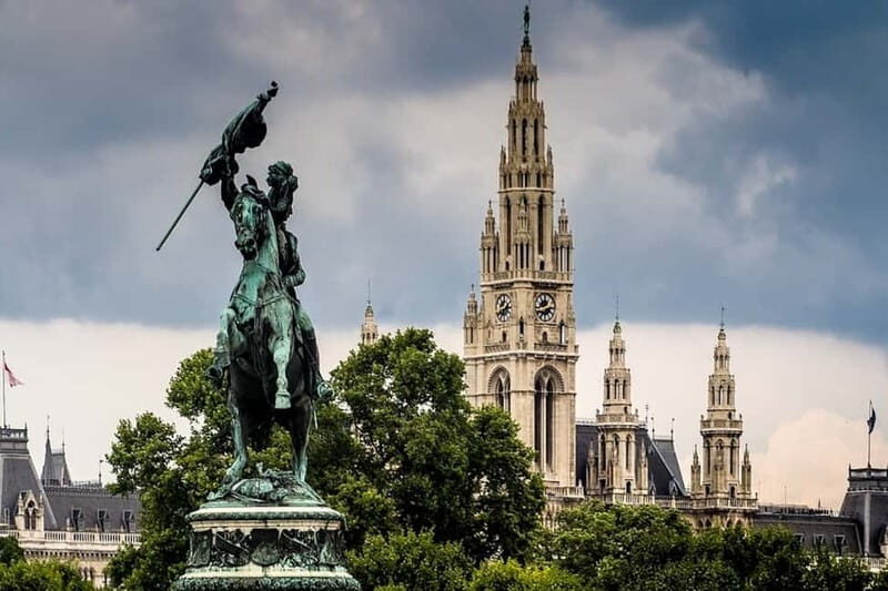 Vienna: Sightseeing Tour in a Classic Style Car 10 Seats - Final Thoughts