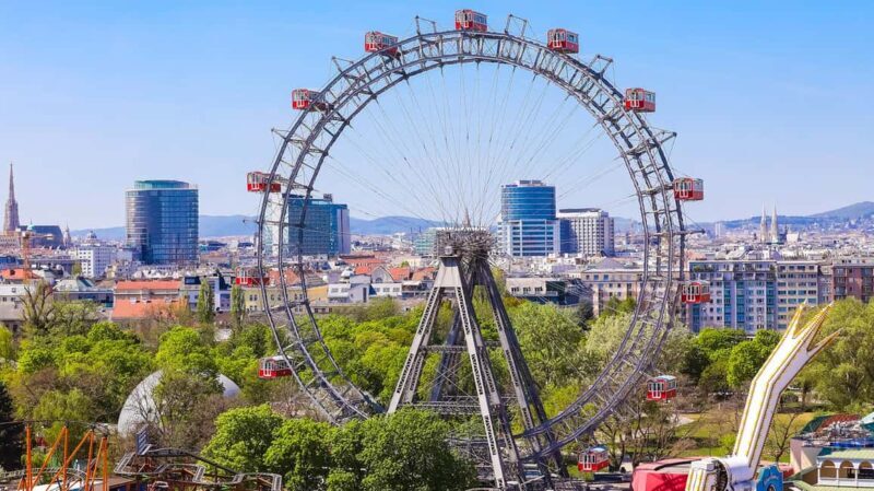 Vienna: Skip-the-cashier-desk-line Giant Ferris Wheel Ride - An Authentic Vienna Icon with a Modern Twist