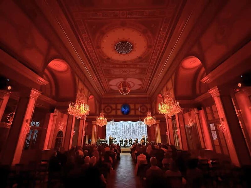 Vienna: Strauss Concert Live Singer, Orchestra & Light Show - Key Points