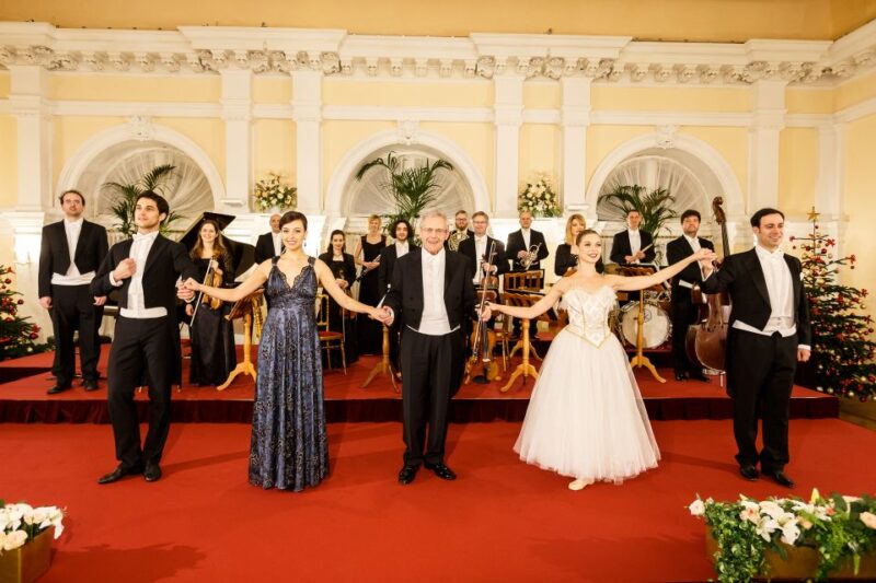 Vienna: Strauss & Mozart Christmas Concert at Kursalon Wien - Nearby Attractions
