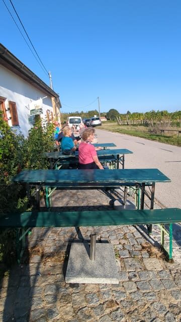 Vienna: Surroundings Sip & Savor Tour - FAQ