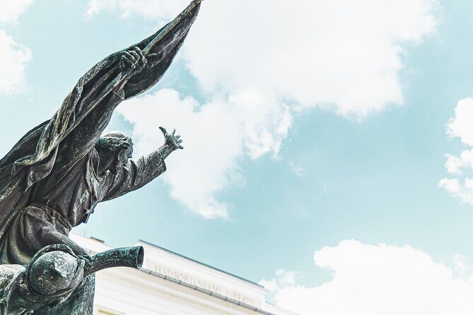 Vienna to Budapest - Private transfer with 2h of Sightseeing - Frequently Asked Questions