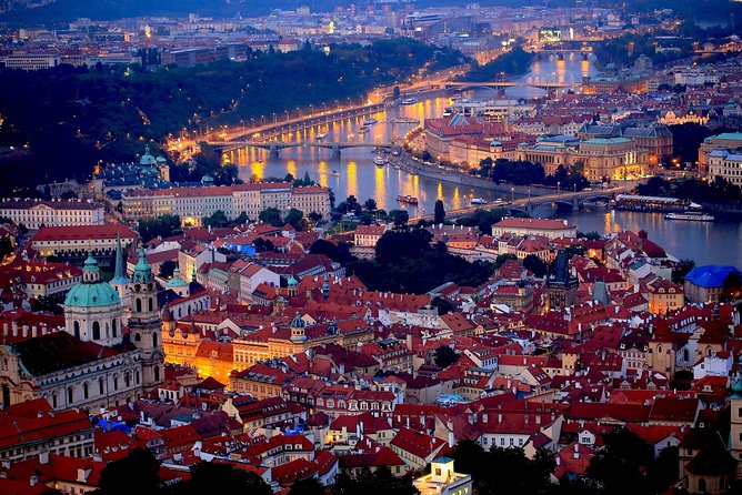 Vienna to Prague - Private Transfer With 2 Hours of Sightseeing - Driver Professionalism and Local Expertise