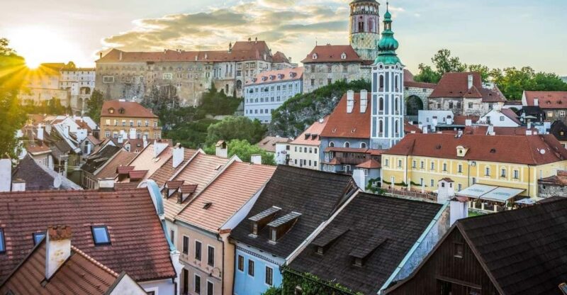 Vienna: Transfer to Prague via Fabulous Cesky Krumlov - Good To Know