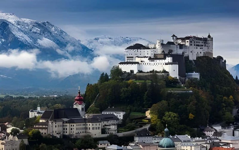 Vienna: Traunsee, Hallstatt, and Salzburg Day Tour - Key Points