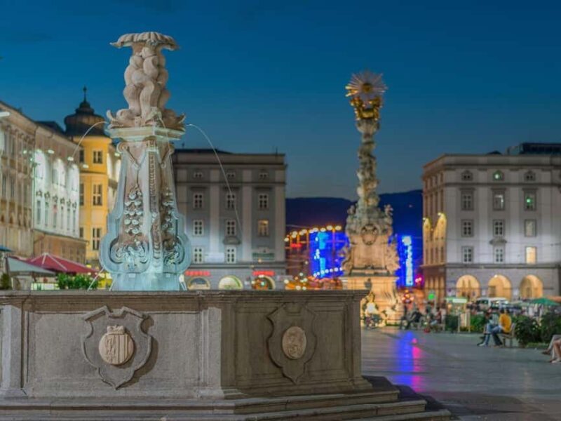 Vienna: Tullns, Melk, & Linz Christmas Market Full-Day Tour - Key Points