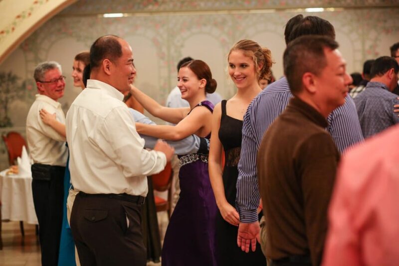 Vienna: Viennese Waltz Workshop for Couples - The Guide and Group Size