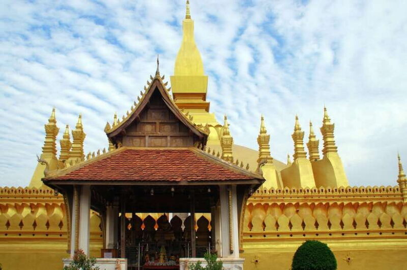 Vientiane City Highlights Tour with Buddha Park & Lunch - Practical Details: What to Expect