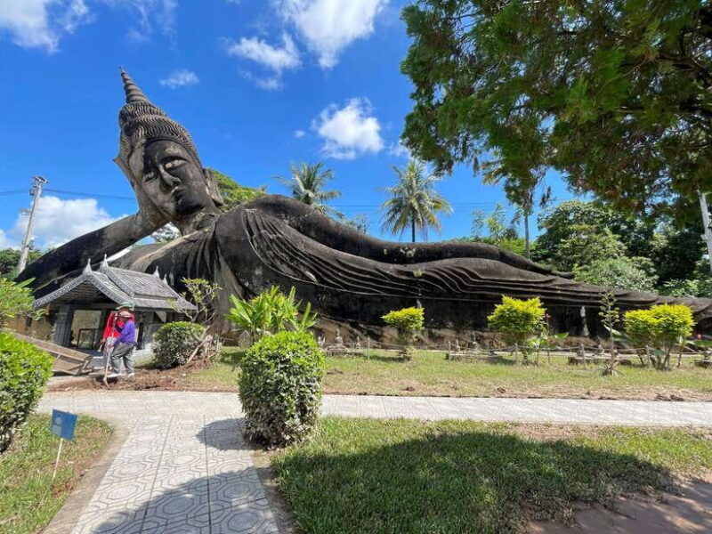 Vientiane: Half-Day City Tour with Patuxai and Buddha Park - A Practical Overview of the Tour