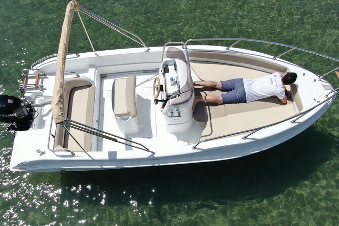 Vieste Boat rental without nautical license - The Practical Side: What to Know