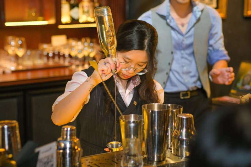 Vietnam Gin Tasting Experience With Ministry Social Club - Key Points