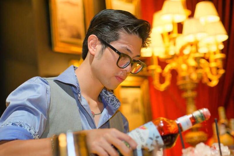 Vietnam Gin Tasting Experience With Ministry Social Club - The Art of Crafting Vietnamese Gins