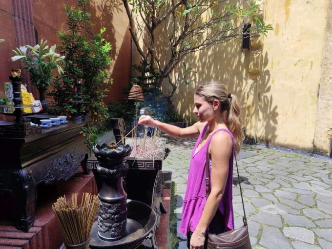 Vietnam War History Tour Through Hoa Lo Prison and Museums - Customer Feedback and Ratings