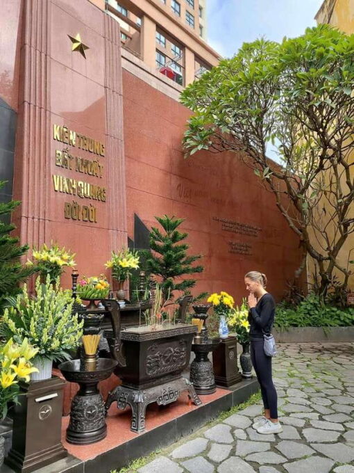 Vietnam War History Tour Through Hoa Lo Prison and Museums - Frequently Asked Questions