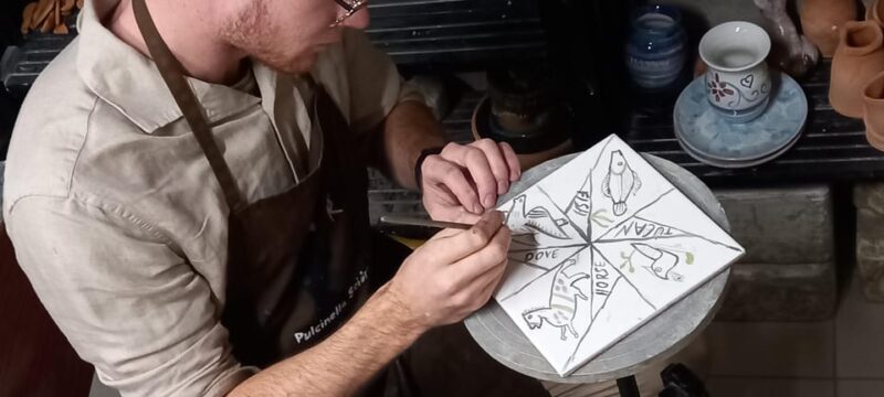 Vietri Sul Mare: Majolica Decoration Workshop - Discovering Vietrese Ceramics