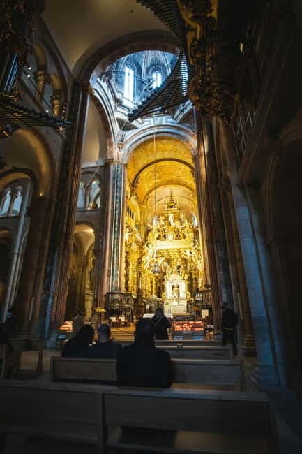 Vigo: Santiago de Compostela Shore Excursion Private tour - Key Points