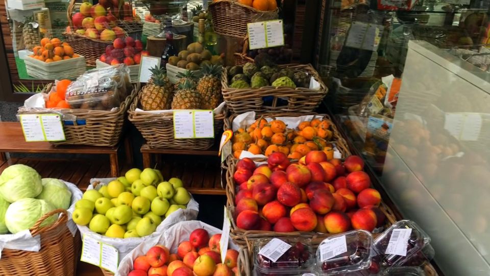 Vila Franca Do Campo: Settlers Town Guided Tour - Scenic Stops and Local Delicacies