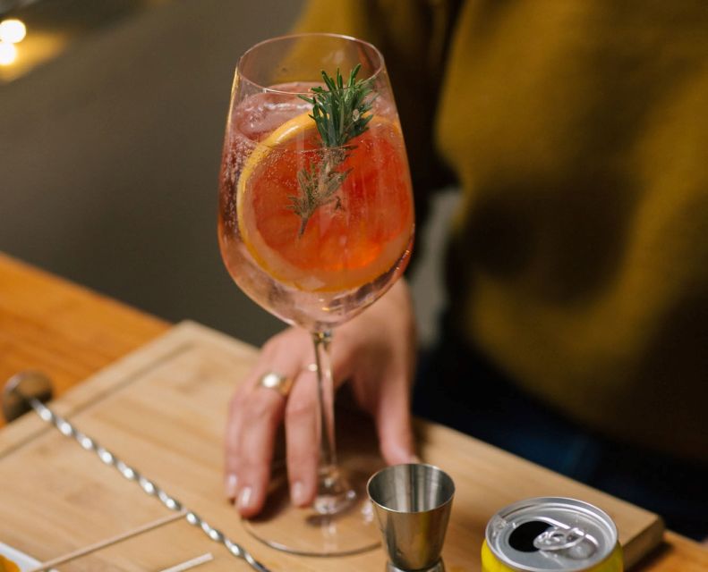 Vila Nova De Gaia: Cocktail Making Workshop - Whats Included