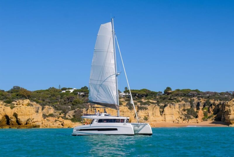 Vilamoura: 2h30 Sunset Sailing Experience - "Unwind" - Key Points