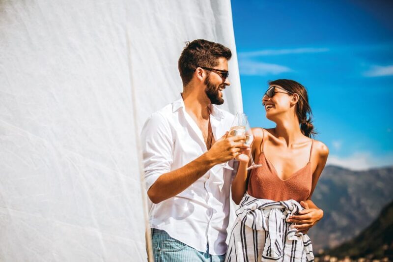 Vilamoura: 2h30 Sunset Sailing Experience - "Unwind" - An In-Depth Look at the Vilamoura Sunset Sailing Experience