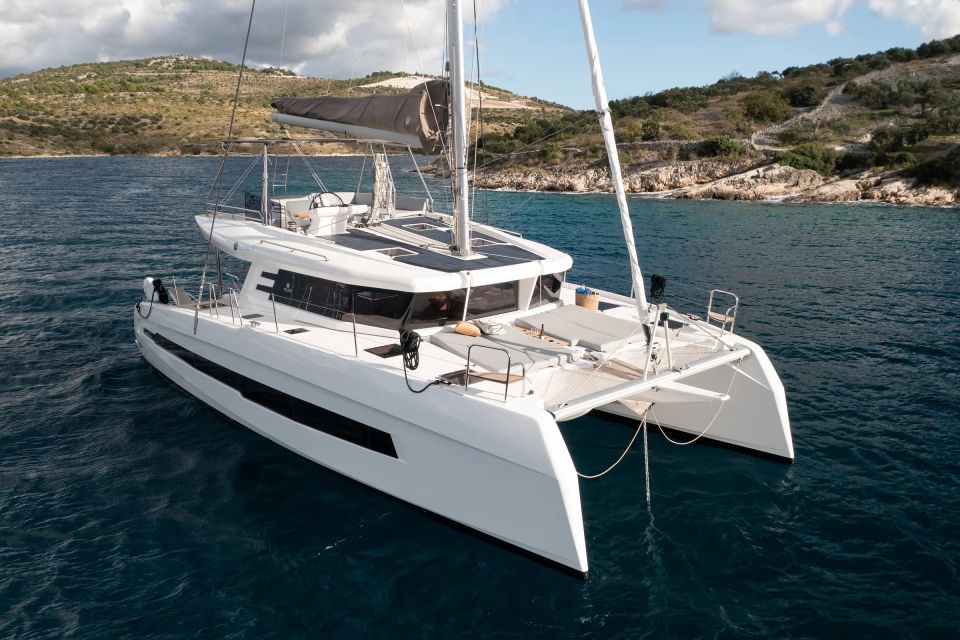 Vilamoura: Algarve Half-Day Private Catamaran Charter - Key Points