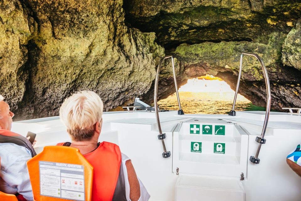 Vilamoura: Benagil Cave Boat Tour With Entry - Key Points