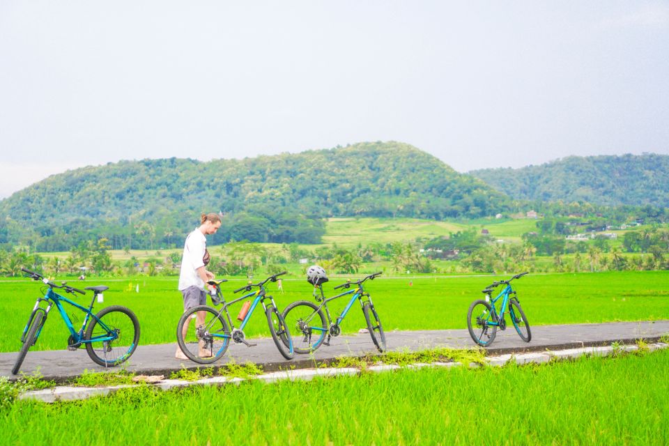Village Cycling Tour in Nanggulan - Meeting Information