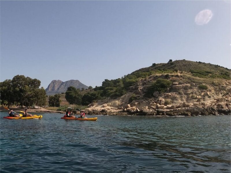 Villajoyosa: Excursión guiada en kayak con snorkel - Additional Details: Practical Tips and Considerations