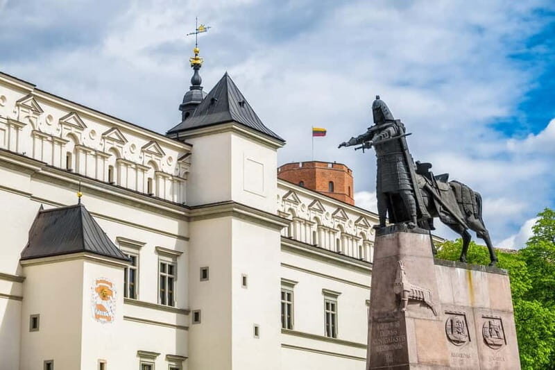 Vilnius: Express Walk with a Local in 60 minutes - How Do Travelers Rate It?