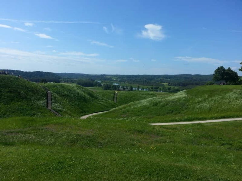 Vilnius: Private Paneriai Park, Trakai Castle, Kernav Tour - Exploring Lithuania’s Most Noteworthy Sites in One Day