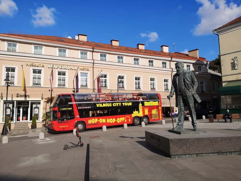 Vilnius: Sightseeing Audio Tour - A Closer Look at the Tour Itinerary