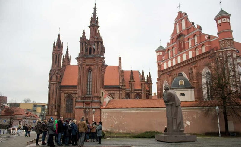 Vilnius: The Women of Vilnius 2-Hour Tour - Key Points