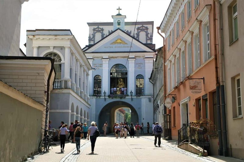 Vilnius: Then and Now Private Old Town Tour - An In-Depth Look at the Vilnius Old Town Tour