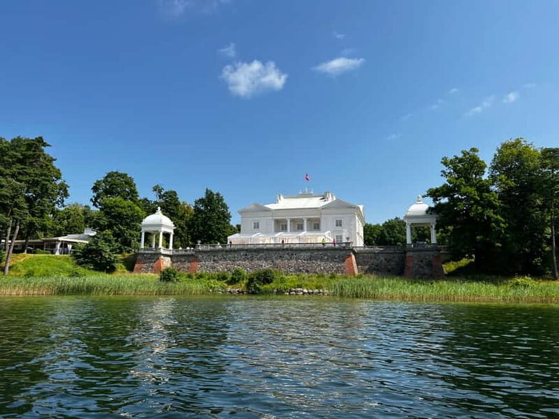Vilnius: Trakai, Uzutrakis Manor, Hill of Angels, Boat Ride - What You Can Expect  