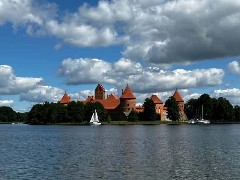 Vilnius: Trakai, Uzutrakis Manor, Hill of Angels, Boat Ride - FAQ  