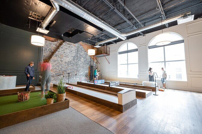 Vintage and Immersive Mini Golf in Quebec for All Ages - Key Points