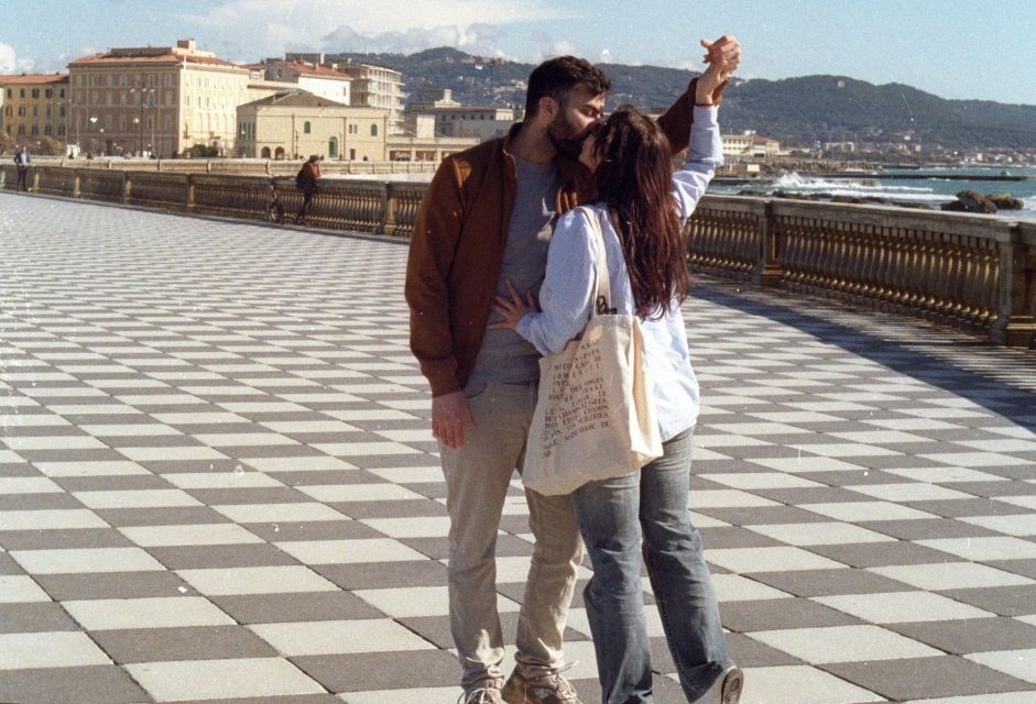 Vintage Photographer in Florence (Perfect for Couple) - Why Choose Florence?