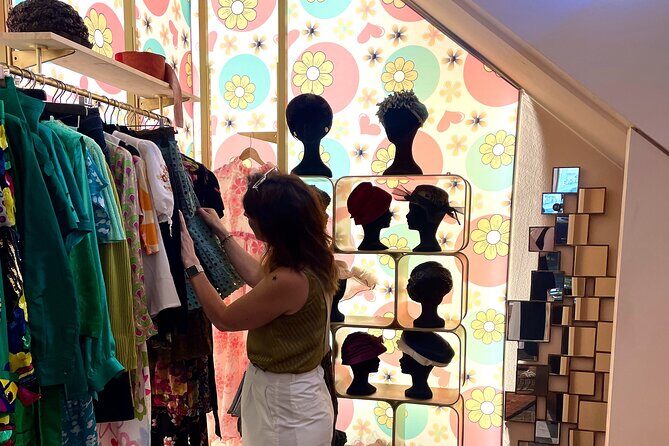 Vintage Shopping Tour in Milan - What the Tour Means for You