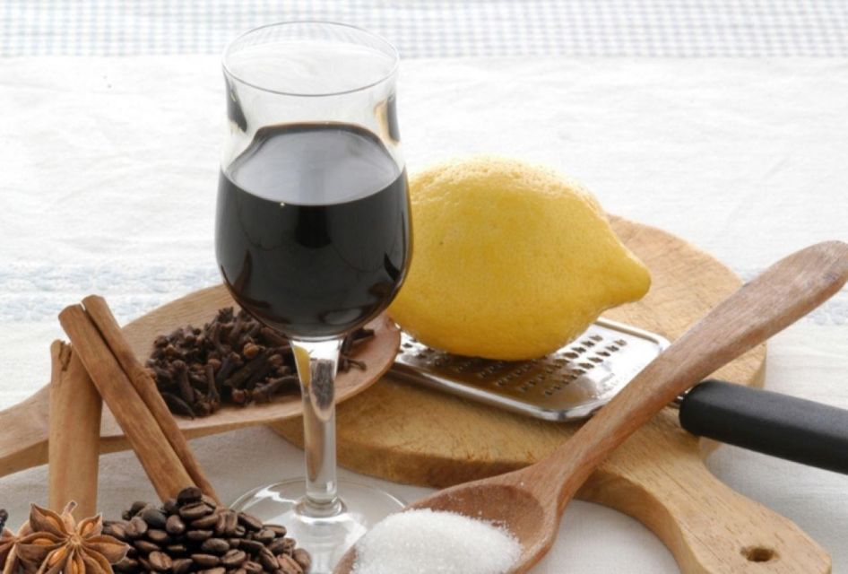 Vintage Tour With Liqueurs Tasting and Pizza Class - Discover Tramontis Green Soul