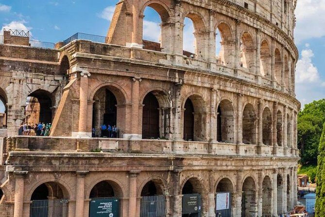 VIP Airport to Hotel Transfer with Orientation Tour - Why Travelers Love This Experience