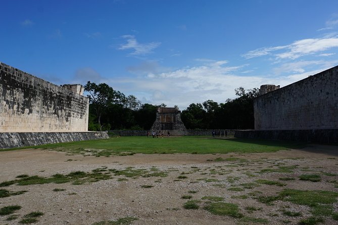 VIP Chichen Itza Private Tour - Luxury Car - Cenote Experience