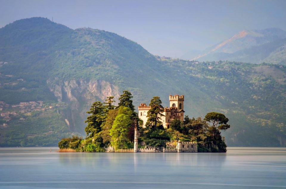 VIP Experience to Lake Iseo and Franciacorta Wine Tasting - Experience Description