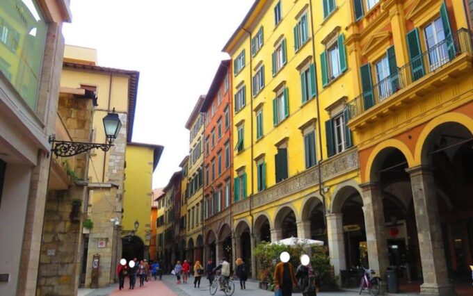 Vip Experience With International Actress Born in Pisa - Accessibility and Recommendations