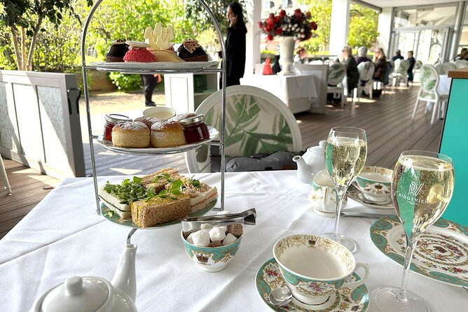 VIP Kensington Palace Tour & Royal Tea Crown Experience - Tour Experience Highlights